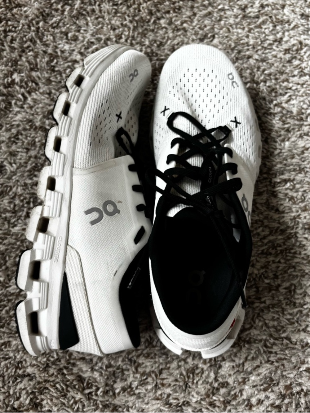 On Running Men's White and Black Cloudswift Sneakers cloud X mint white